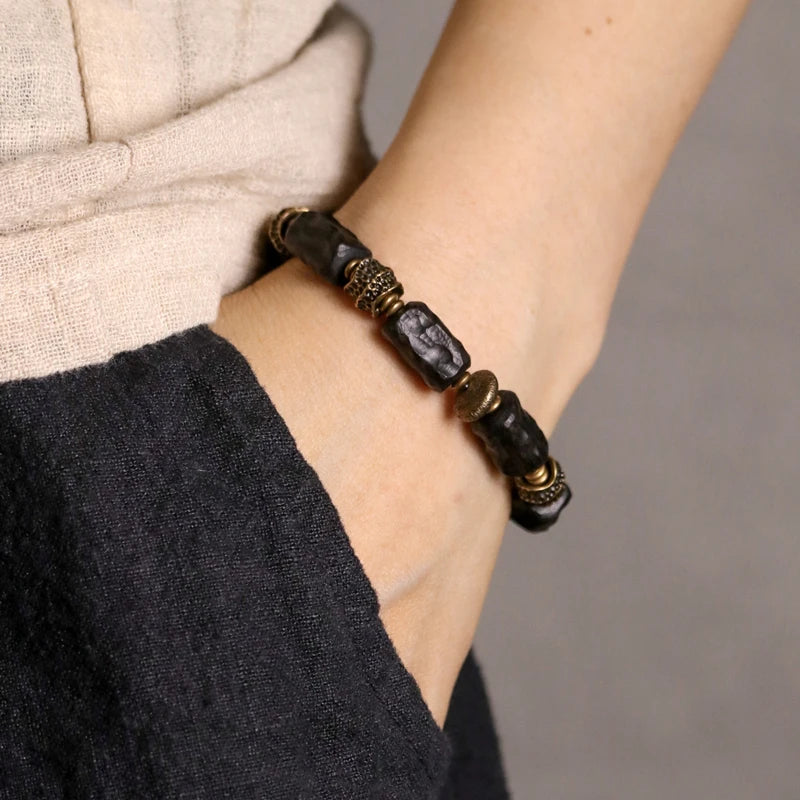 (A7 ENERGY optimizer) Hand Processed Strip Ebony Bracelet Do Old Hammered Copper Concave Convex Texture Black Wood Jewelry Men Women Individual Bangle